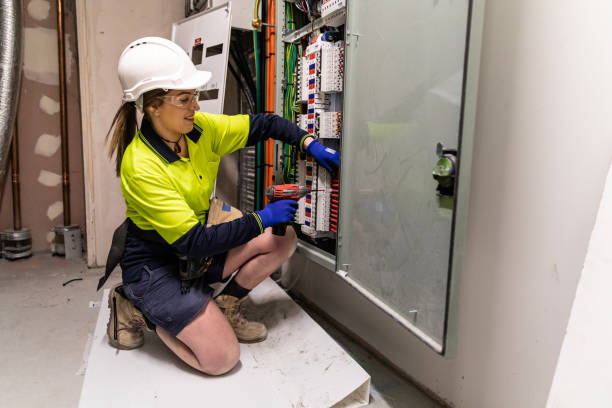 Best Electrical Outlet Repair  in Kenworth, IL